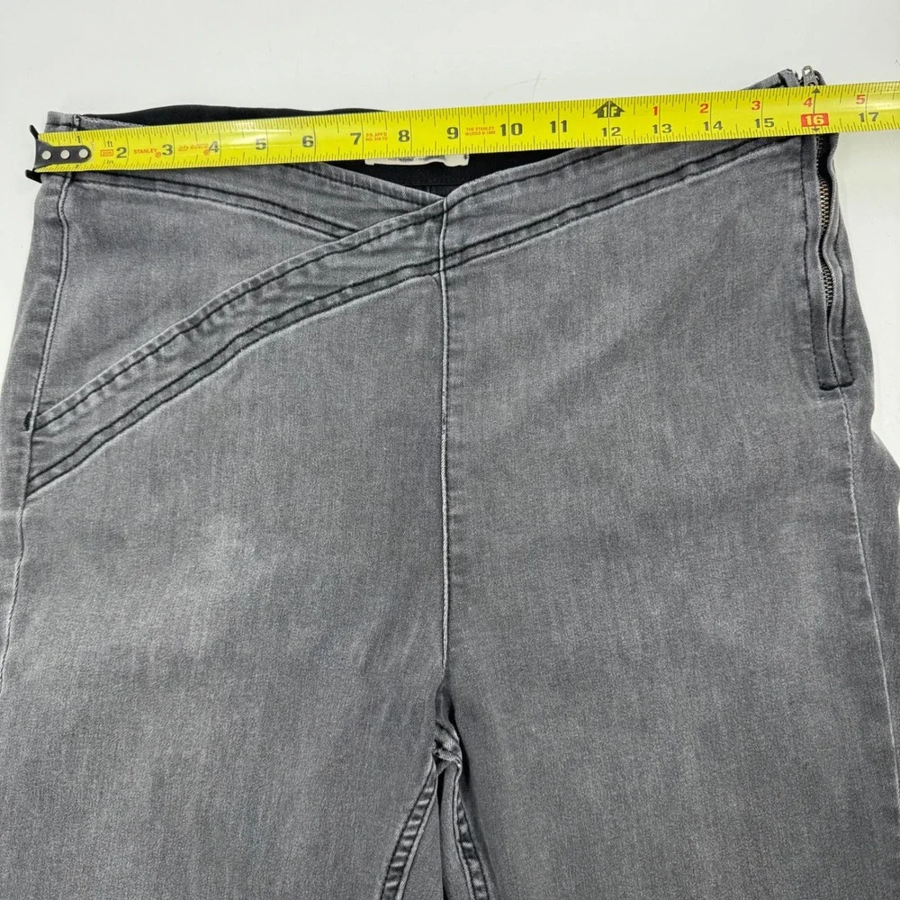 Free People Grey Flare Jeans‎ High Waisted Zipper Fly Denim Women's Size 32